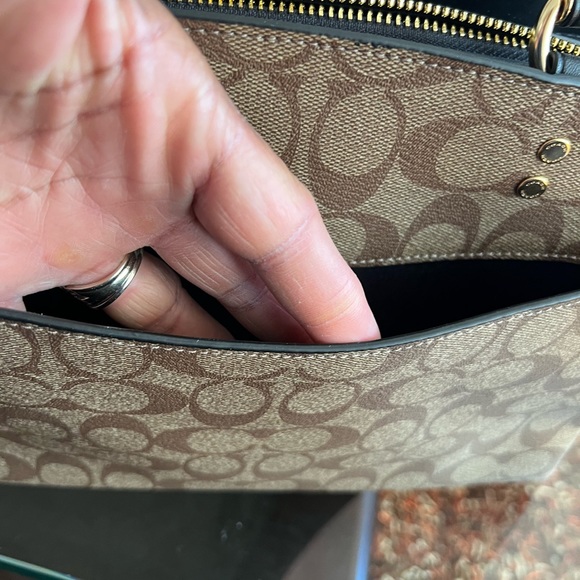 Coach purse with matching wallet. - Picture 8 of 13